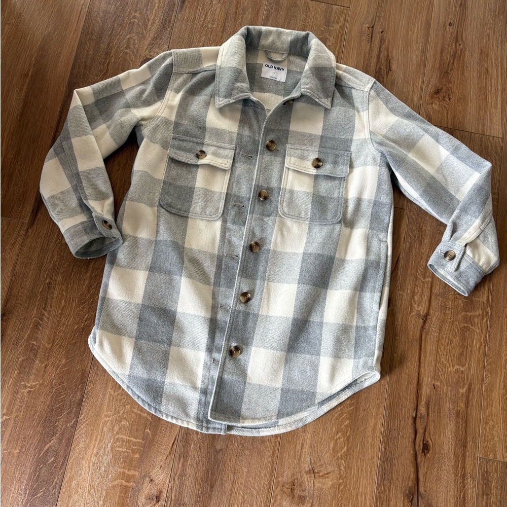 Old Navy Cream and Gray Plaid Button-Up Shacket